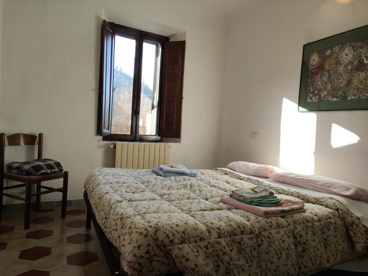 Villa Il Ristoro Del Viandante à Licciana Nardi Extérieur photo